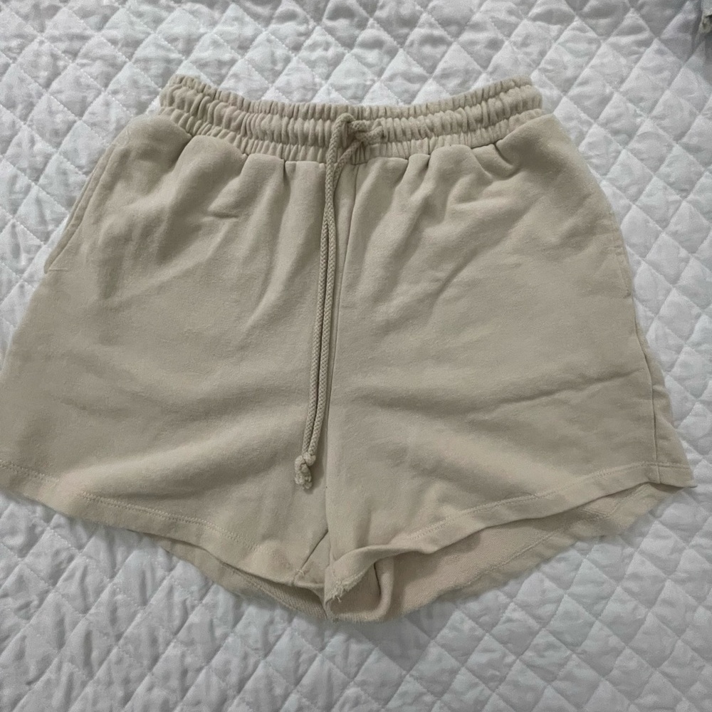 Loose Shorts from Cotton On